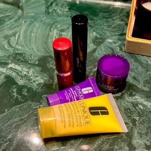 Clinique travel bundle